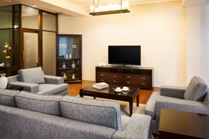 The Knox Collection offers sleek, strong, straight line design which create a modern ambiance in your room. 
<br>
<br>Items:
<br>Coffee Table (120W x 70D x 45H cm)
<br> Side Tables (55W x 55D x 60H cm)
<br>TV Sideboard (200W x 50D x 68 H cm)
<br>Curio Cabinet  (85W x 43D x 190H cm)
<br>Shown here with Orlando Sofa Set
